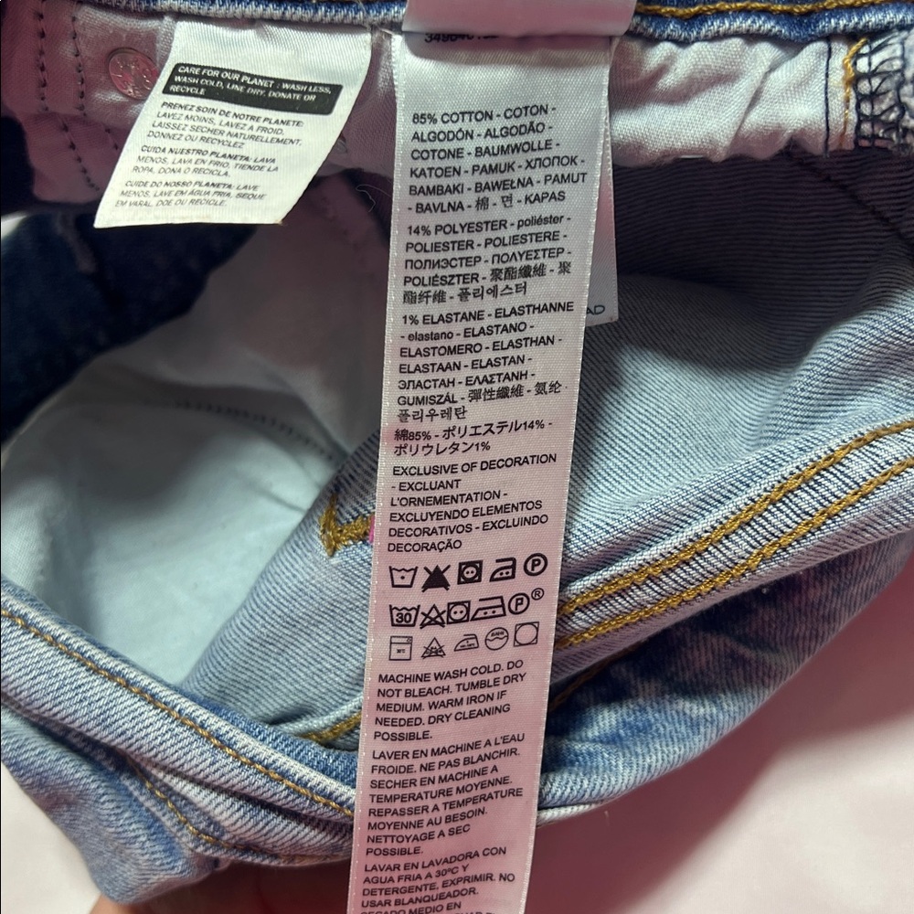 Levi’s women’s wedgie straight size 28 - Picture 9 of 10